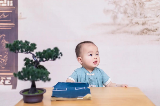 昭通宝宝喊肚子疼怎么回事